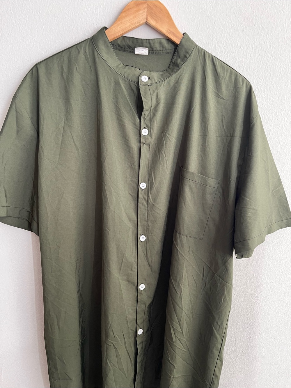 Men's Short-Sleeve Band Collar Shirt in Olive Green